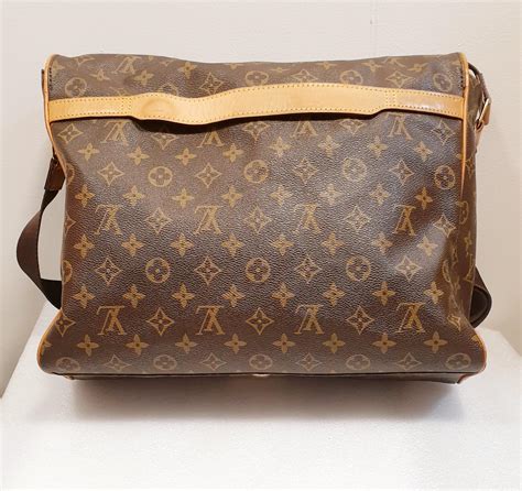 louis vuitton monogram canvas abbesses messenger bag m45257|lv monogram backpack.